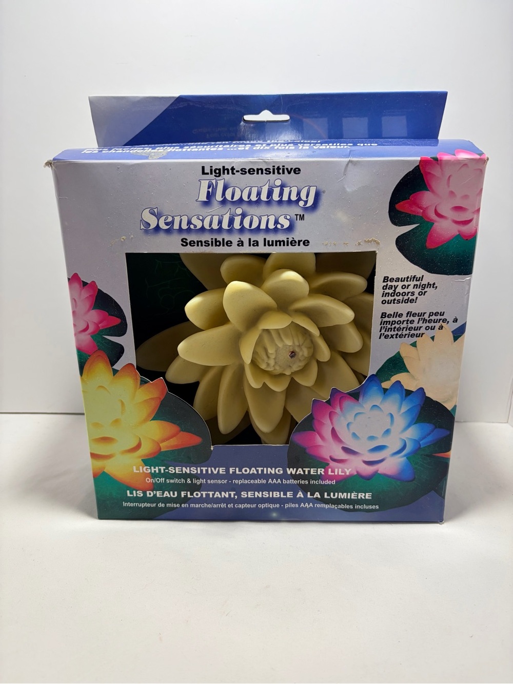Light-Sensitive Floating Water Lily LED